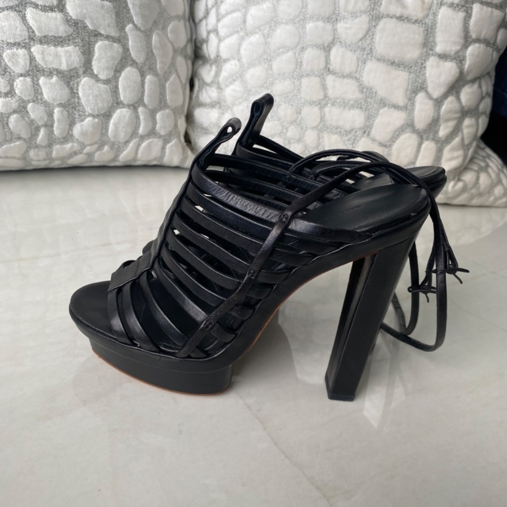 Balenciaga platform heels with ankle wrap - Picture 4 of 7